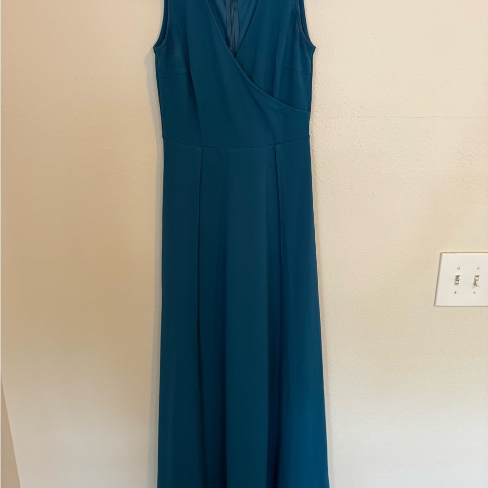 Elegant Teal Sleeveless Dress